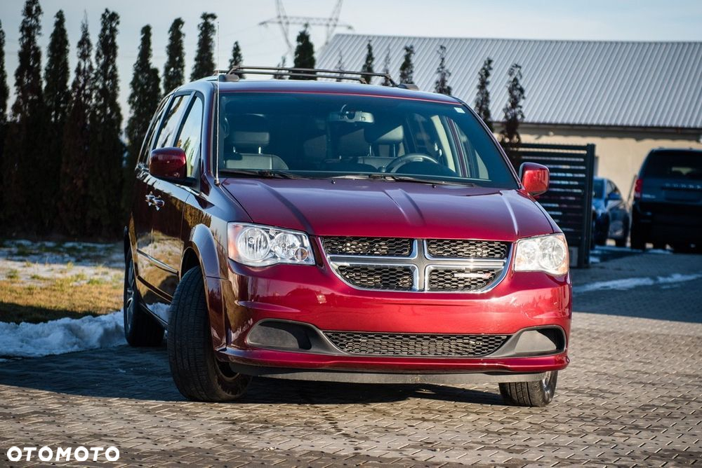 Dodge Caravan - 2