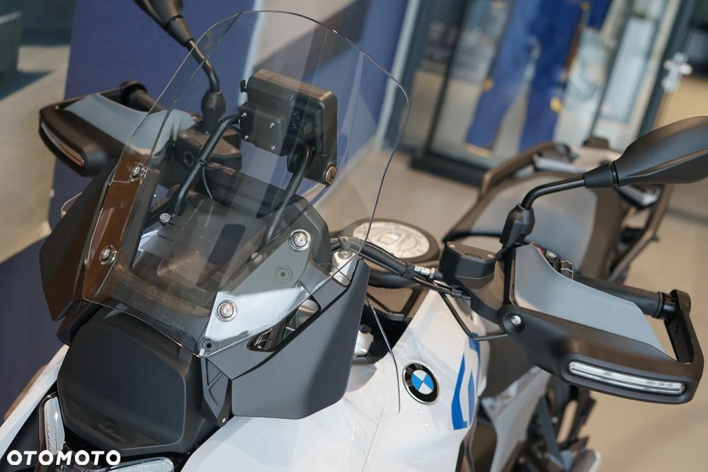 BMW R - 26