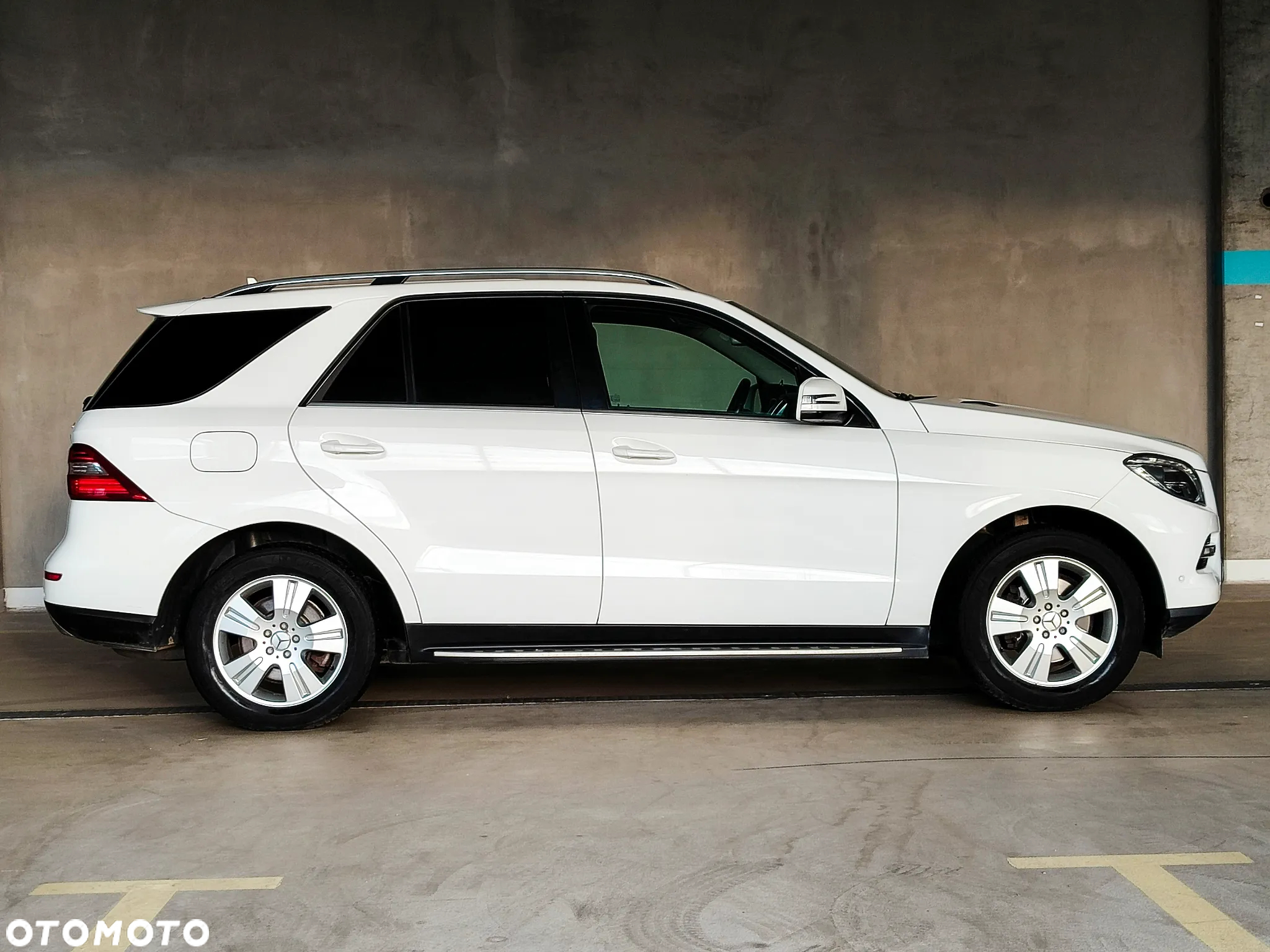 Mercedes-Benz ML 350 BlueTec 4-Matic - 6