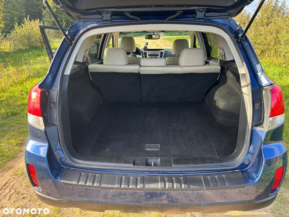 Subaru Outback - 14