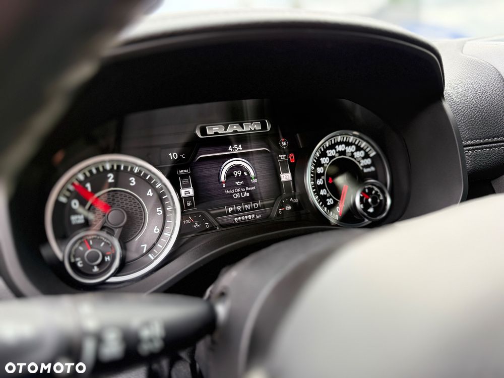 Dodge RAM 1500 5.7 4x4 - 20