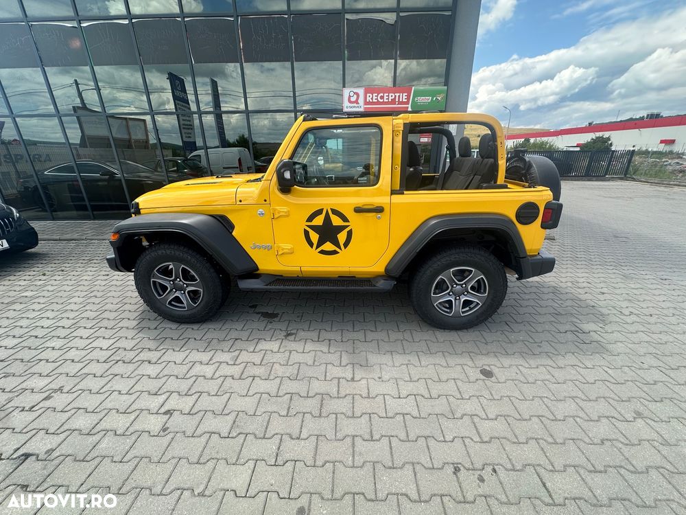 Jeep Wrangler - 15
