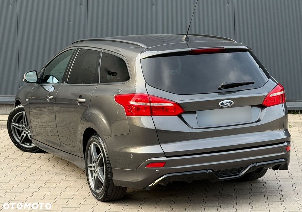 Ford Focus 1.0 EcoBoost ST-Line Black ASS - 3