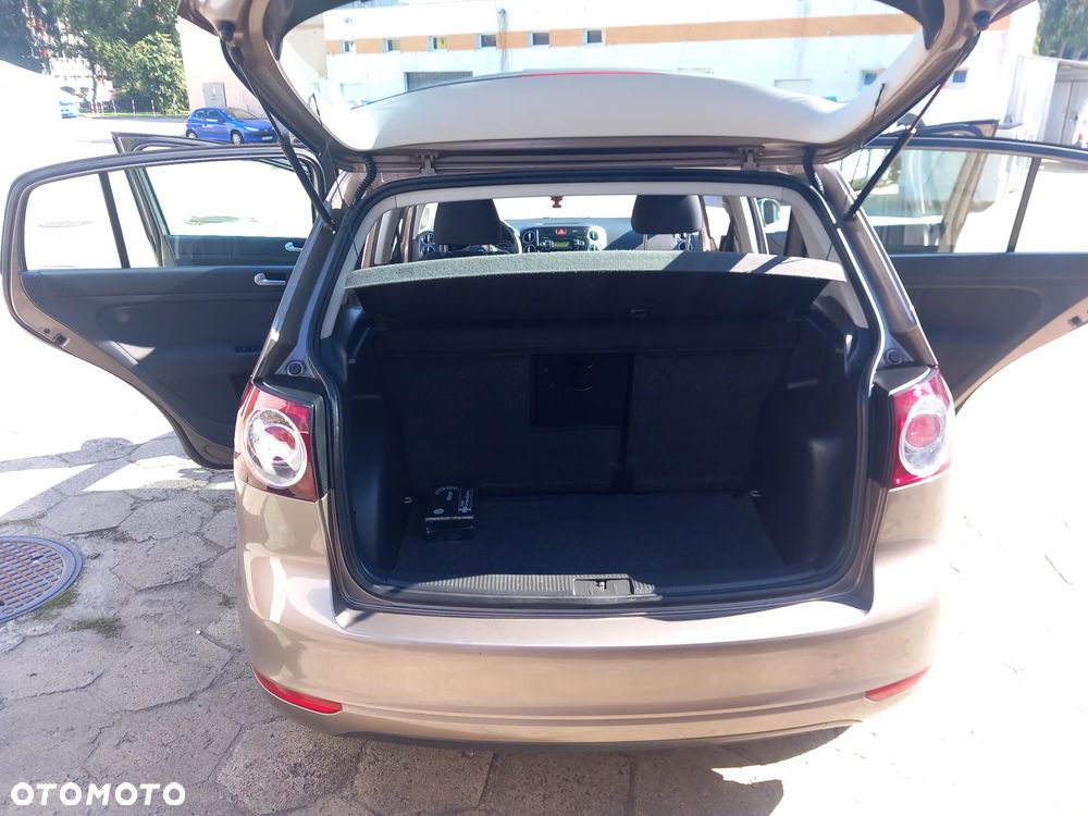 Volkswagen Golf 1.6 Edition - 12