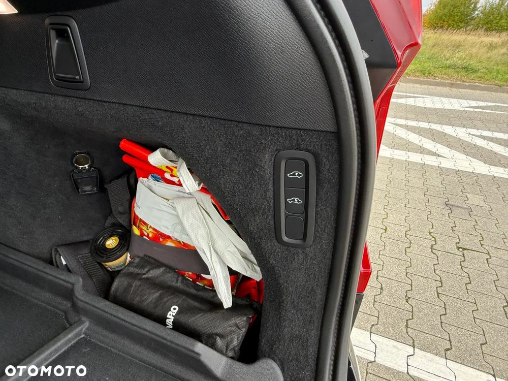 Volvo XC 90 D5 AWD Momentum - 12
