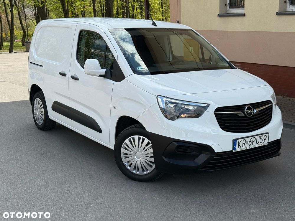 Opel COMBO - 22