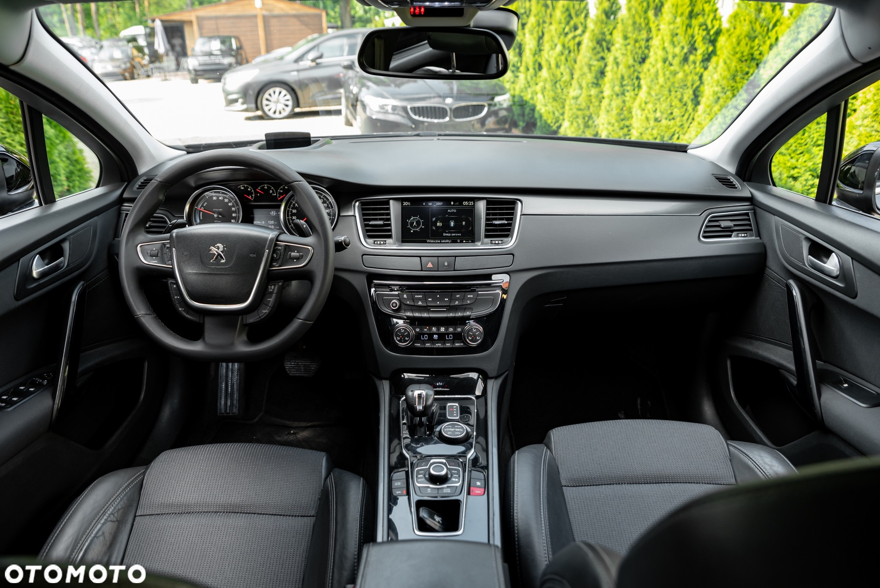 Peugeot 508 Hybrid4 - 28