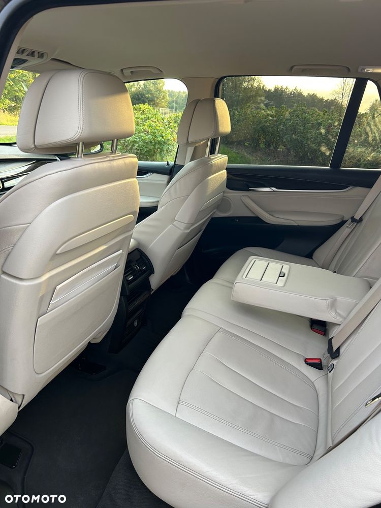 BMW X5 xDrive30d - 19