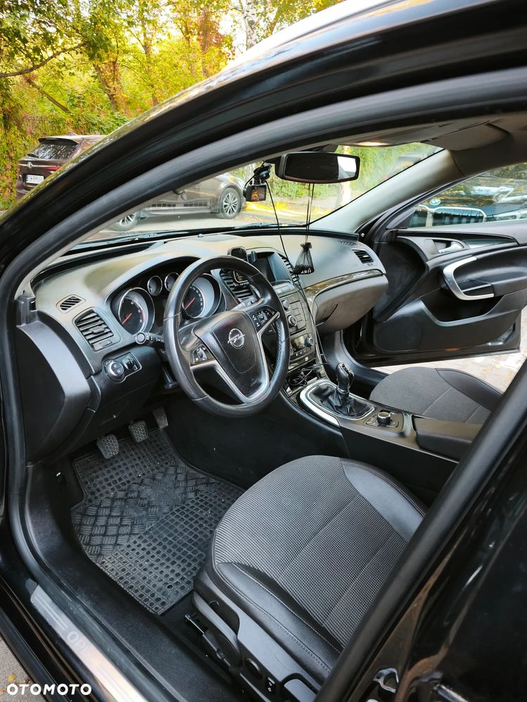 Opel Insignia - 18