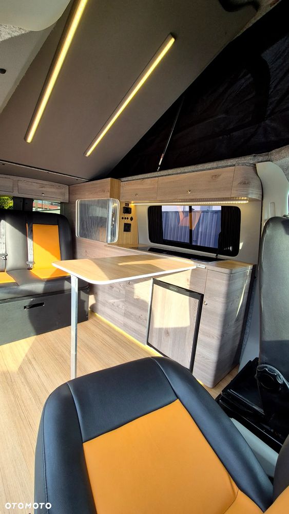 Volkswagen California - 10