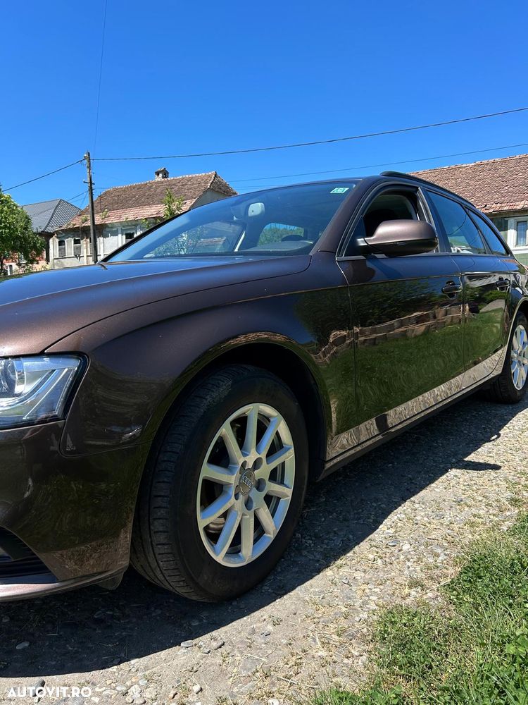 Audi A4 Limuzina - 2