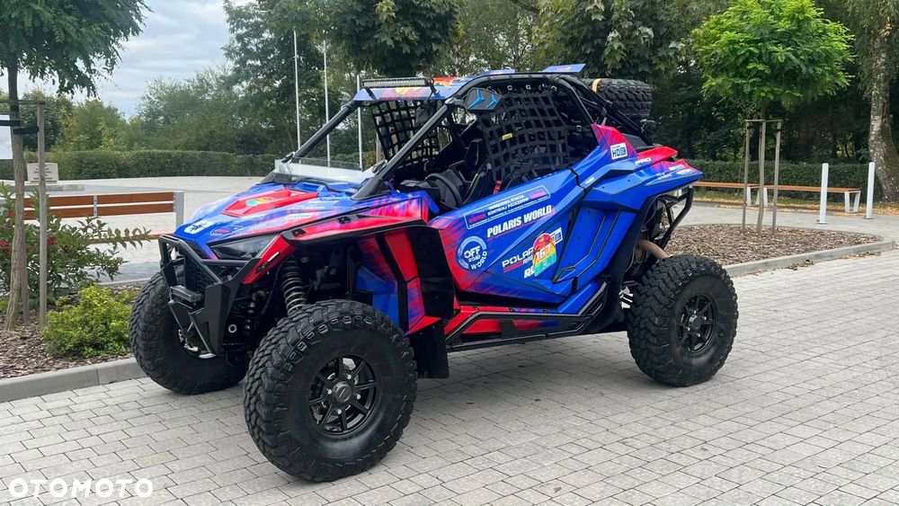 Polaris RZR - 17