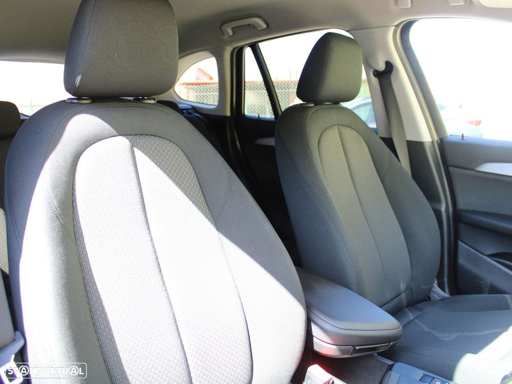 BMW X1 18 d sDrive Auto - 58
