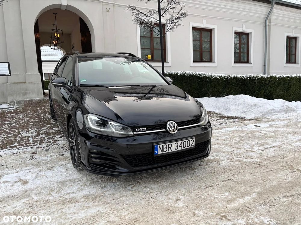 Volkswagen Golf - 14