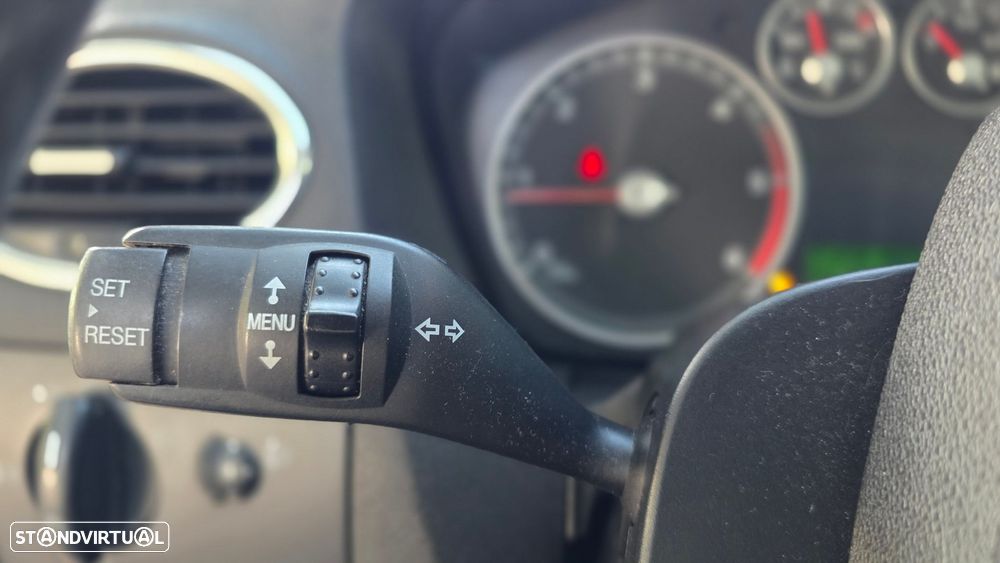 Ford Focus SW 1.6 TDCi Trend - 17