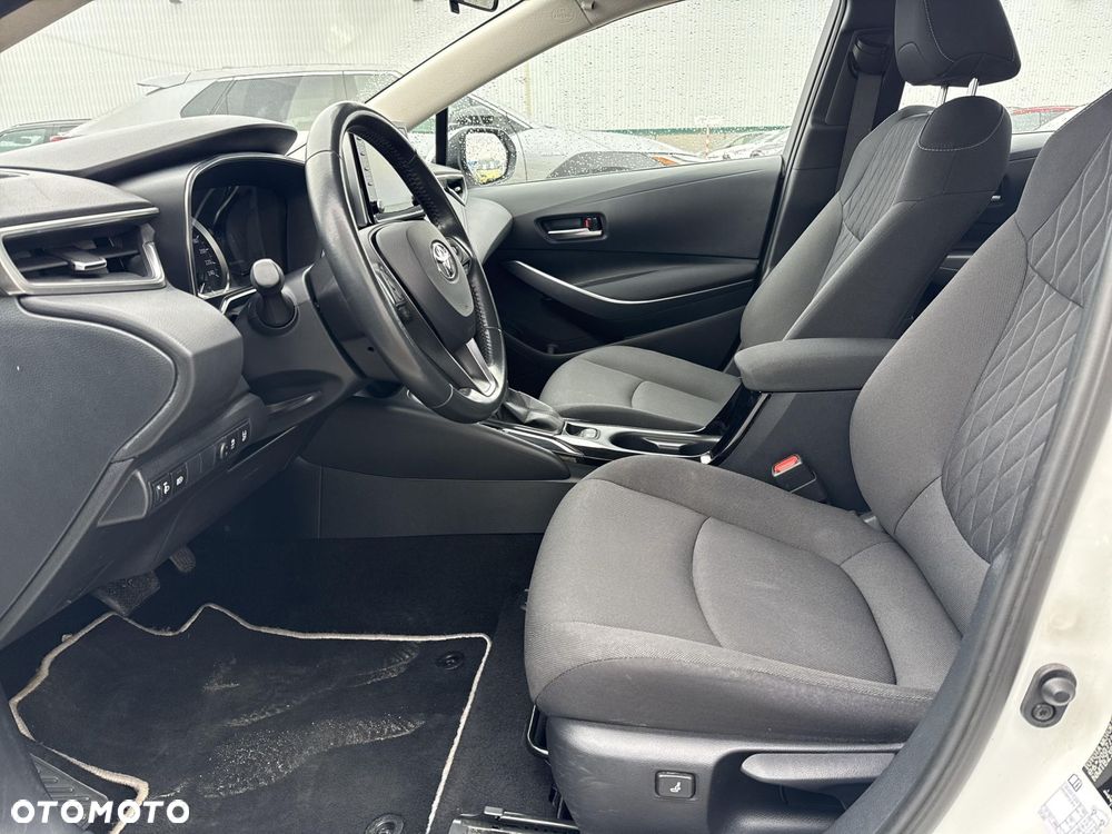 Toyota Corolla 1.8 Hybrid Comfort - 13