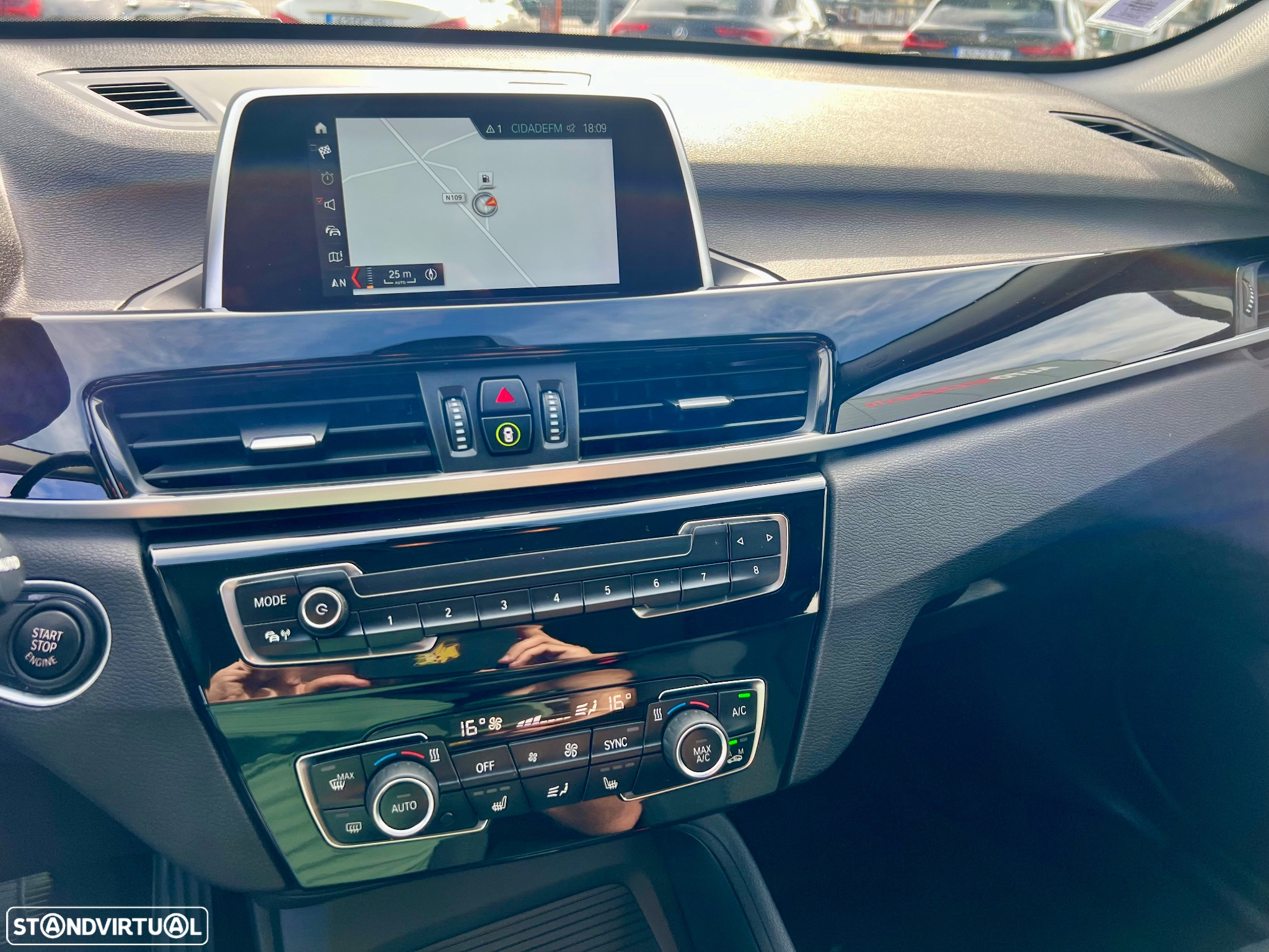 BMW X1 18 d sDrive Auto Line Sport - 11