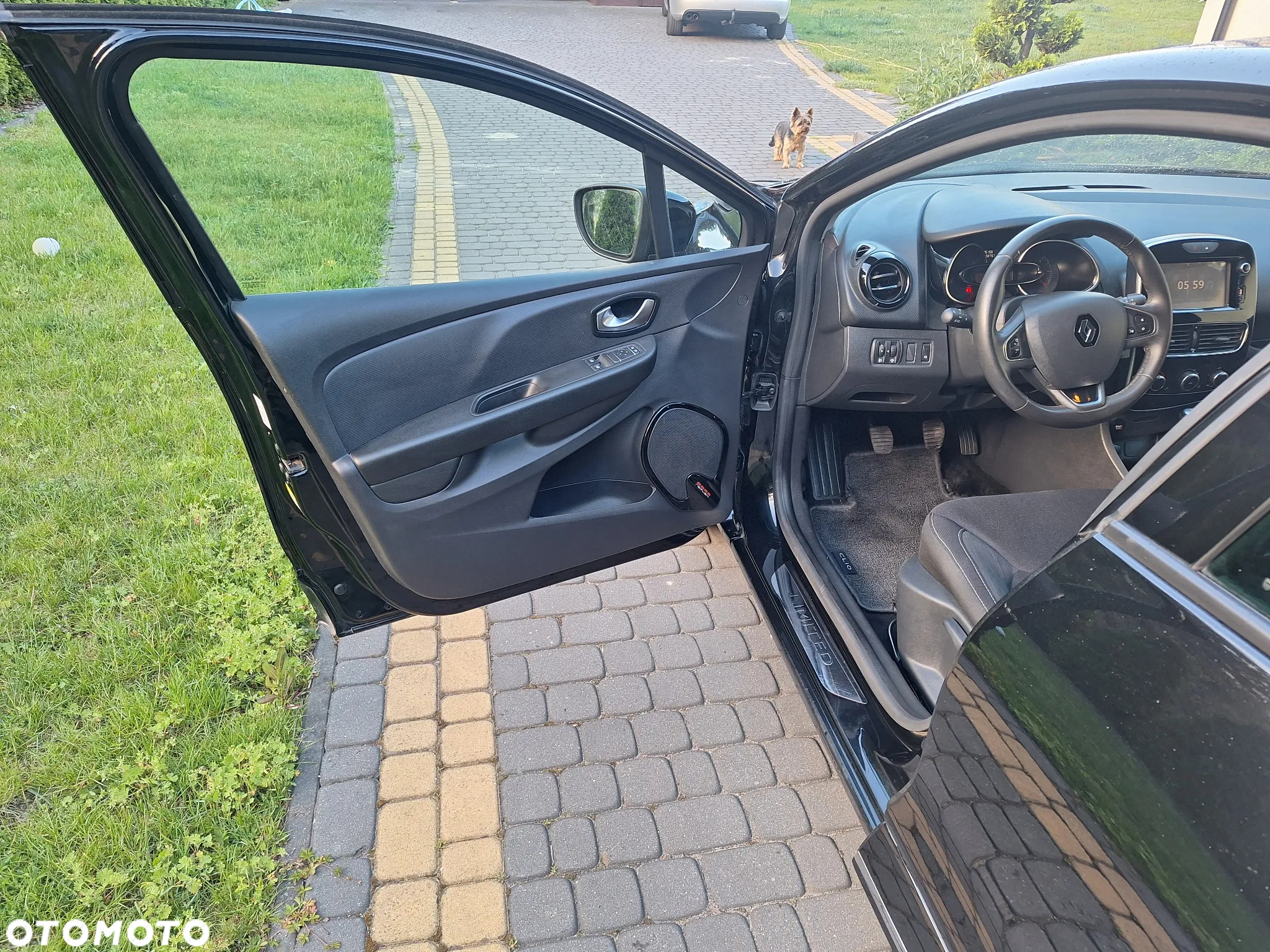 Renault Clio (Energy) TCe 90 Start & Stop LIMITED - 16