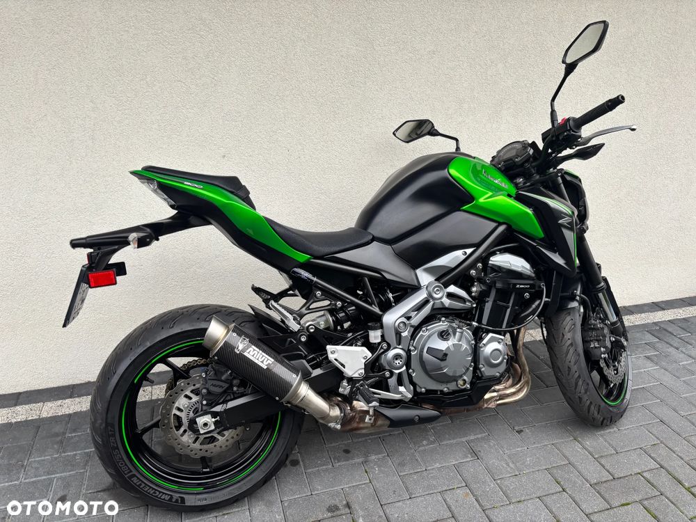 Kawasaki Z 900 - 7