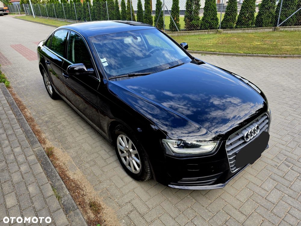 Audi A4 Limousine - 3