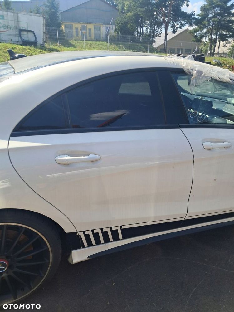 MERCEDES-BENZ CLA W117 Sedan Drzwi prawy tył Lak 650 - 1