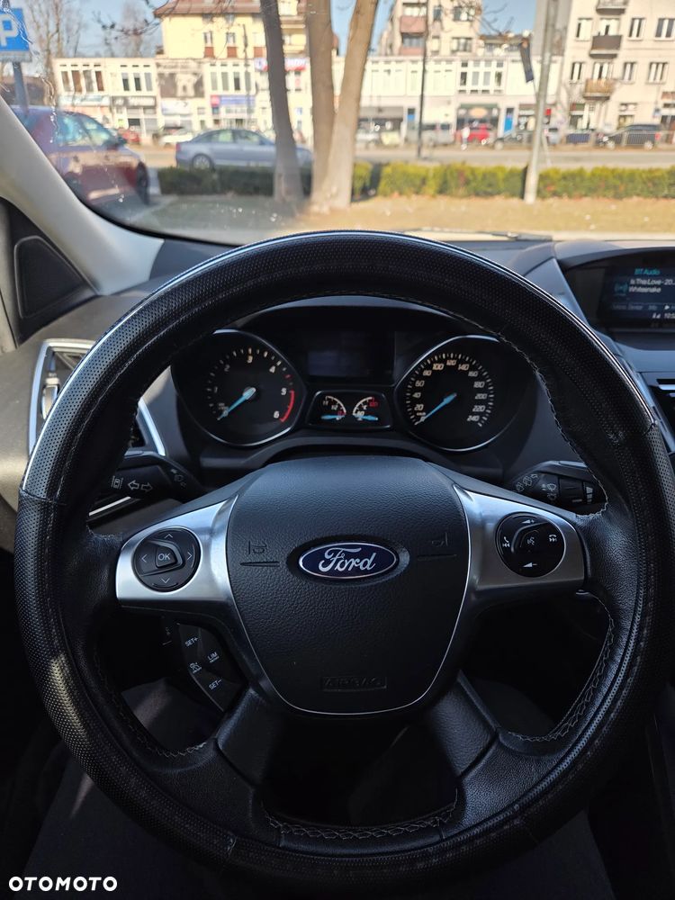 Ford Kuga 2.0 TDCi 4WD Titanium Plus - 4