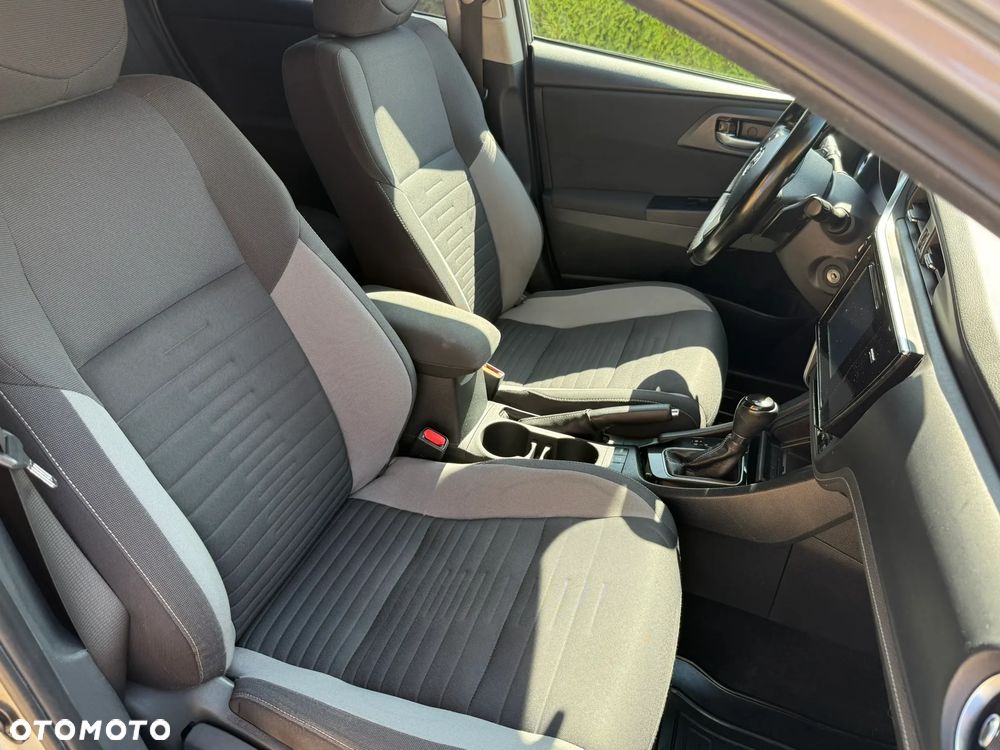 Toyota Auris - 31