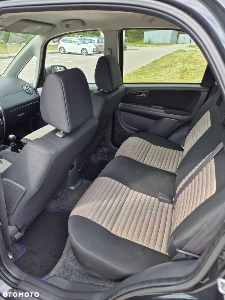 Fiat Sedici 1.6 16V 4x2 Emotion - 7