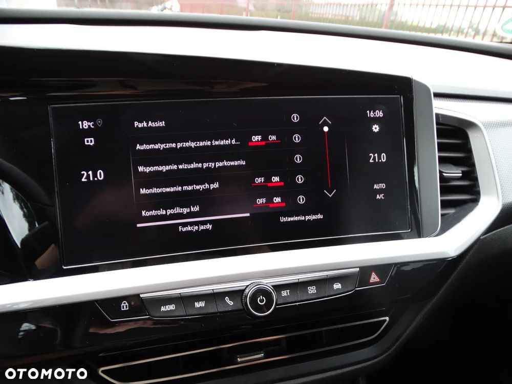 Opel Grandland X - 17