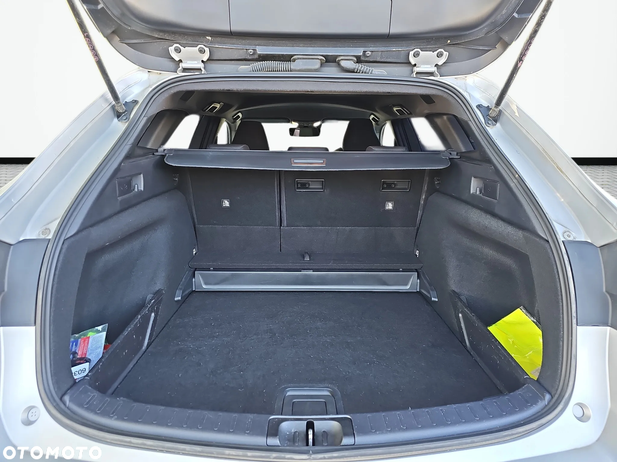 Toyota Corolla 1.2 T Comfort - 12