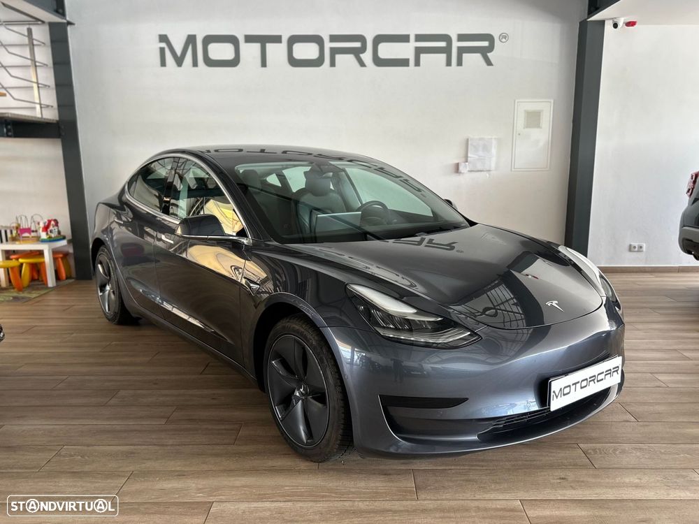 Tesla Model 3 Standard Range Plus RWD - 1