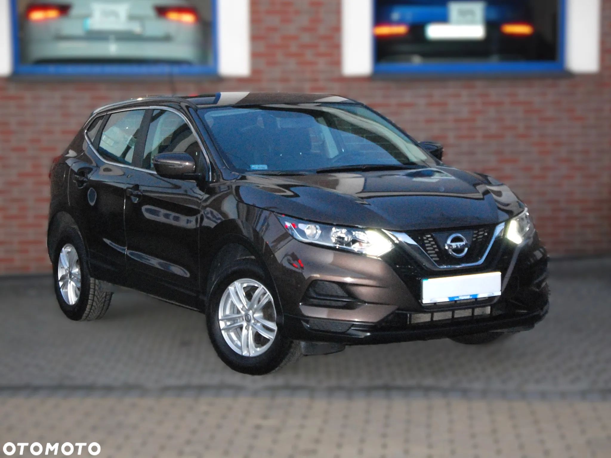 Nissan Qashqai - 1