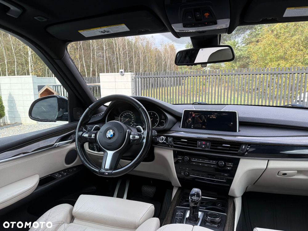BMW X5 xDrive30d Sport-Aut - 24
