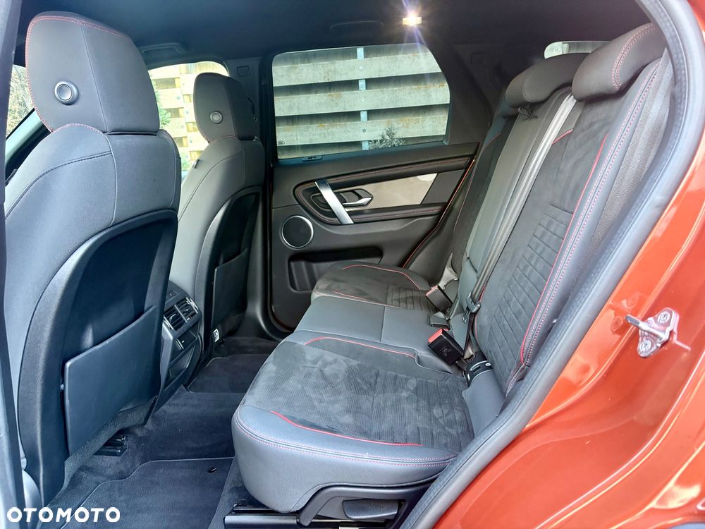 Land Rover Discovery Sport 2.0 D180 R-Dynamic - 18