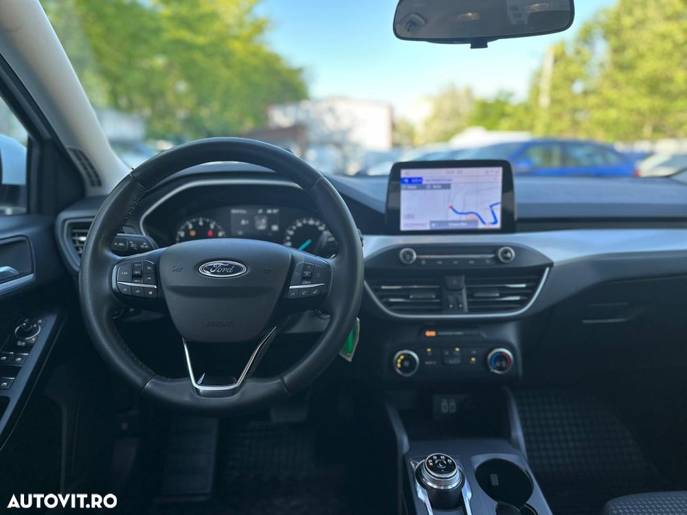 Ford Focus 1.0 EcoBoost Connected - 14