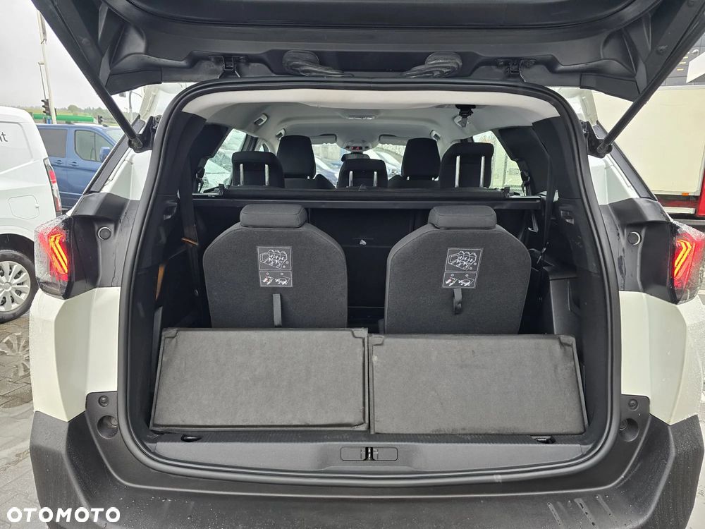 Peugeot 5008 1.2 PureTech Active S&S - 11