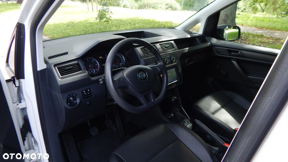Volkswagen Caddy - 10