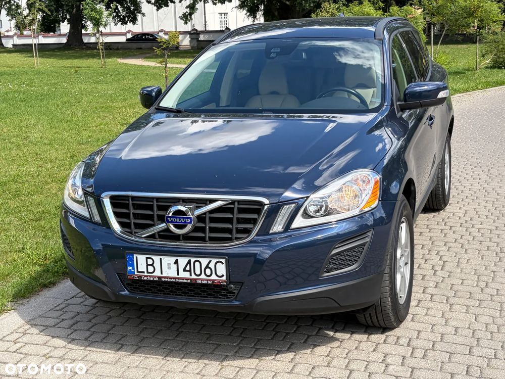 Volvo XC 60 T5 Powershift Momentum - 11
