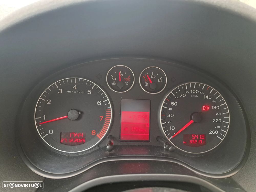 Audi A3 1.6 S-line - 6