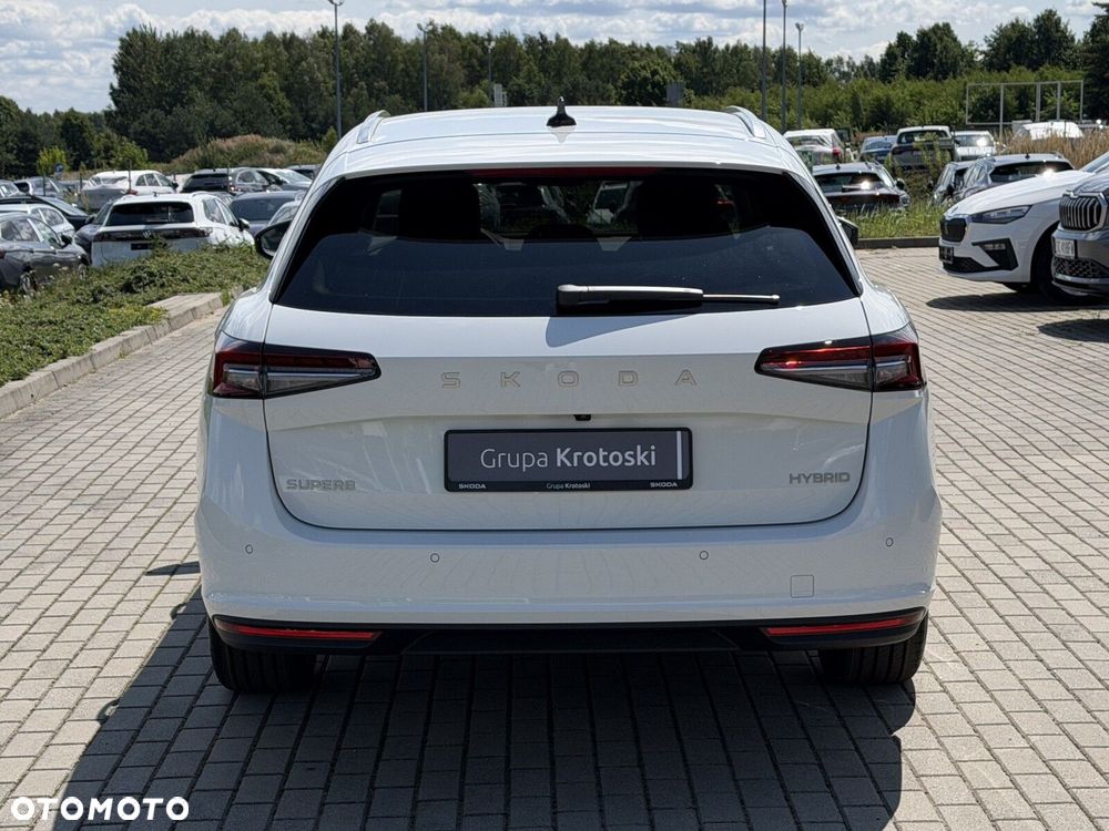 Skoda Superb 1.5 TSI mHEV Drive DSG - 6