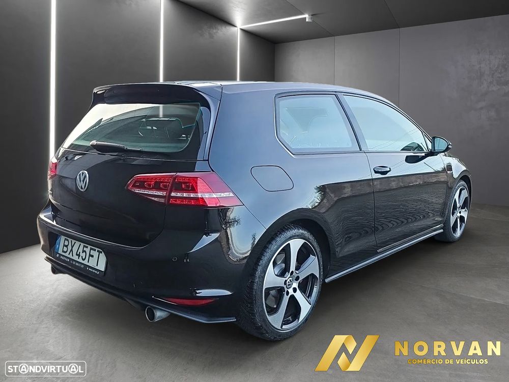 VW Golf 2.0 TSi GTi - 3