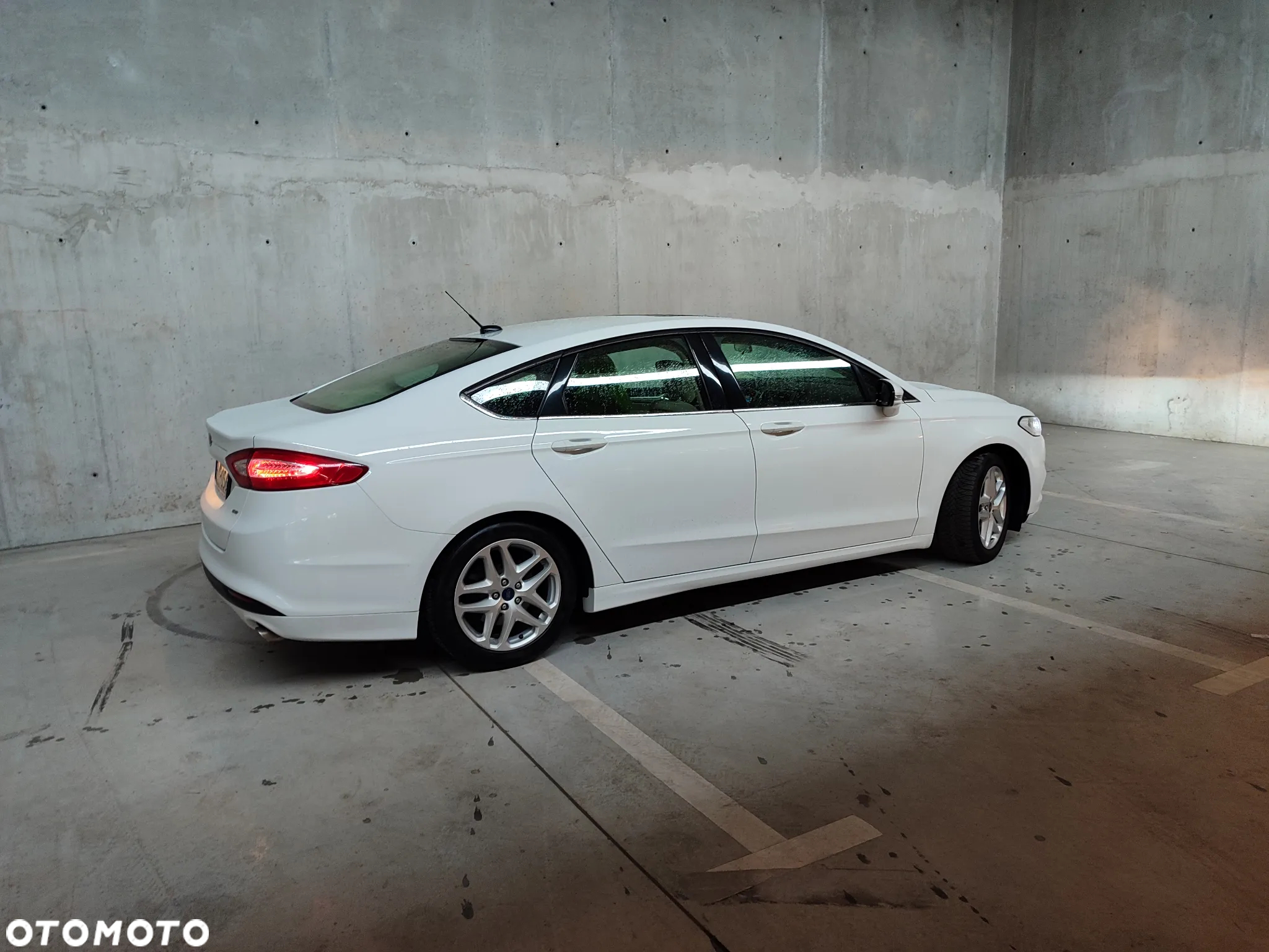 Ford Fusion - 12