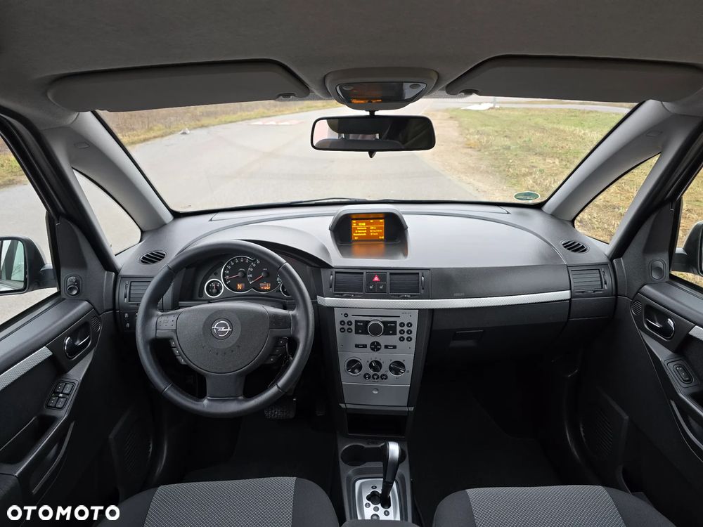 Opel Meriva 1.6 Cosmo MTA - 32