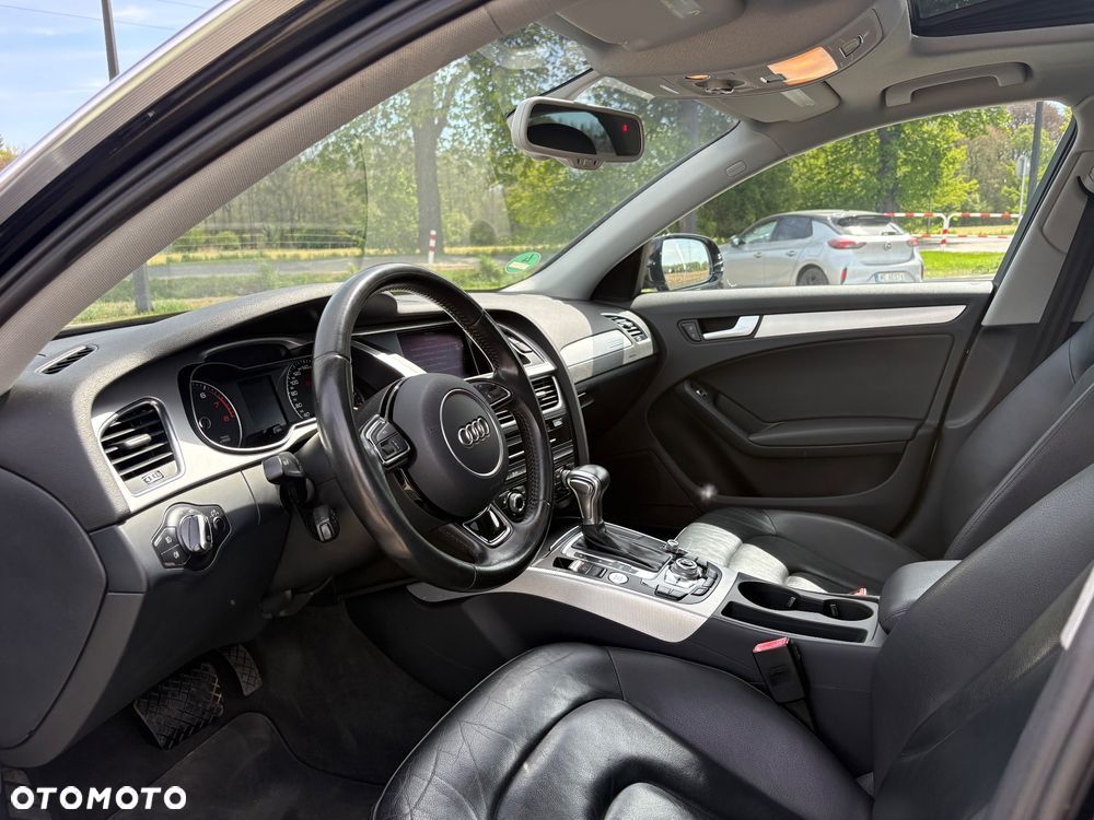 Audi A4 Limousine - 10