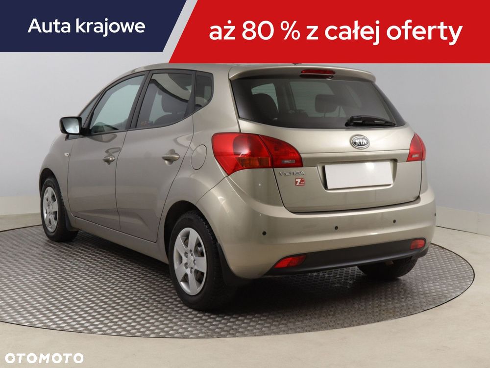 Kia Venga - 6