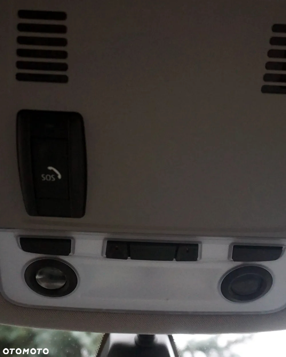 BMW Seria 3 320i Touring - 24