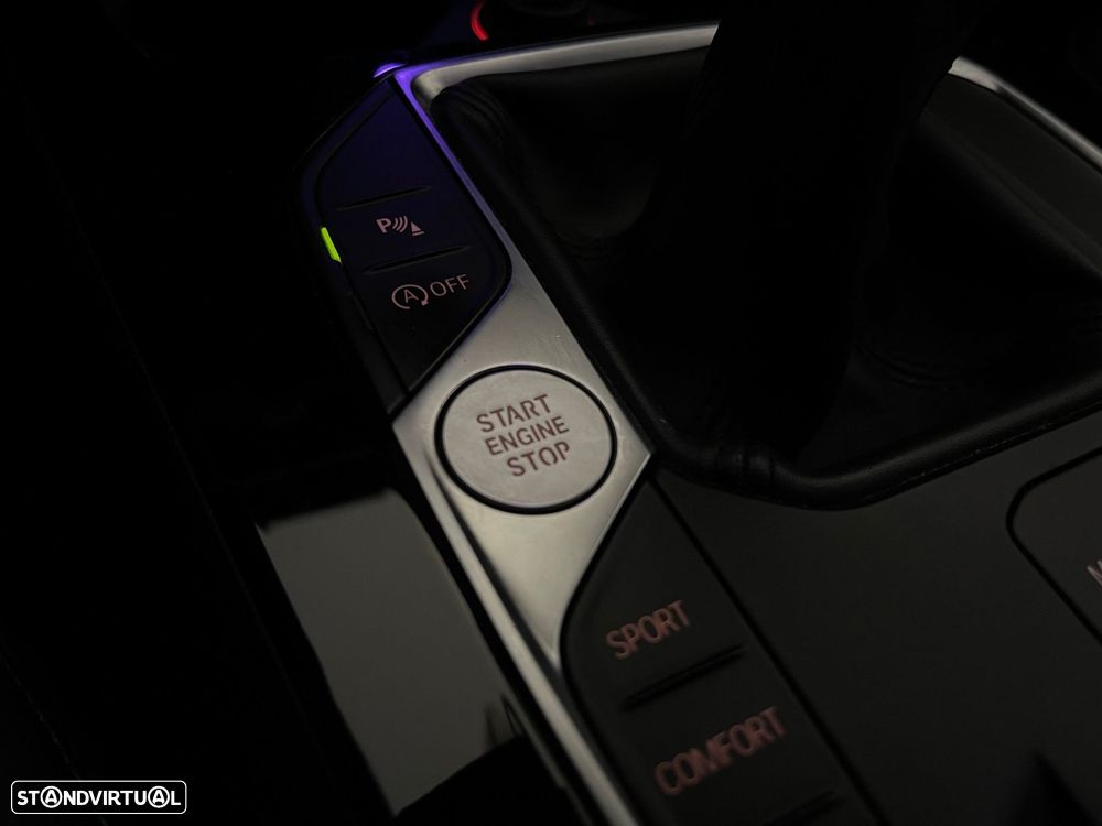 BMW 116 d Pack Desportivo M - 35