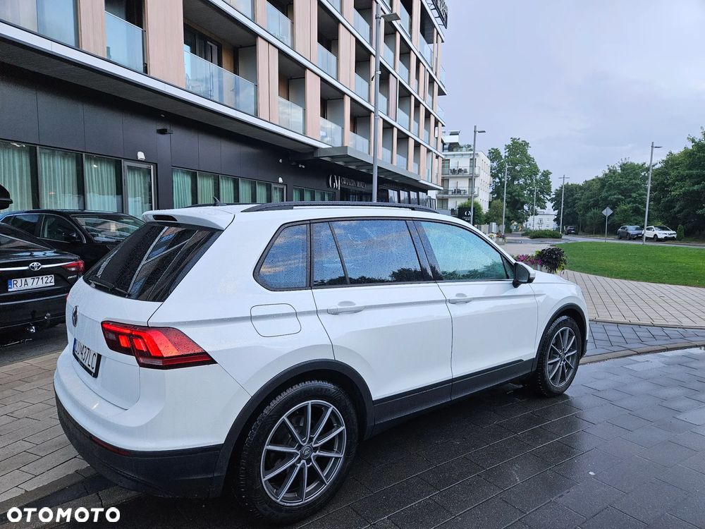 Volkswagen Tiguan - 3