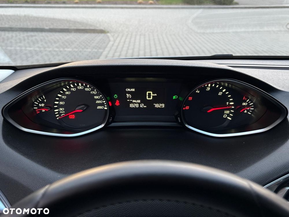 Peugeot 308 e-HDi 115 Stop & Start Allure - 20