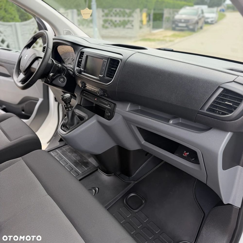Peugeot Traveller 1.5 BlueHDi Long Business - 16
